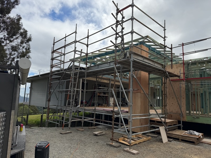 Full-height scaffolding access